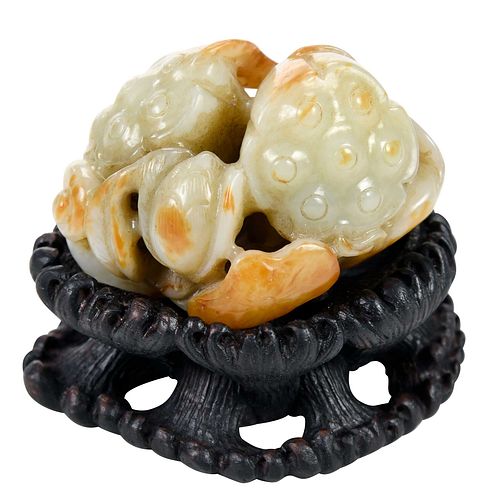 CHINESE CARVED JADE LOTUS AND STANDpale 372685