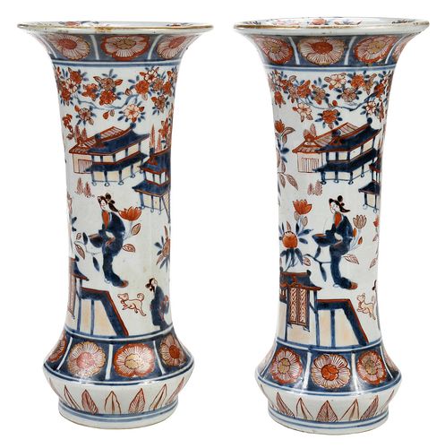 PAIR OF SPILL VASES IN THE IMARI 3726c8