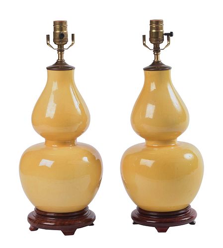 PAIR OF CHINESE YELLOW DOUBLE GOURD 3726ce