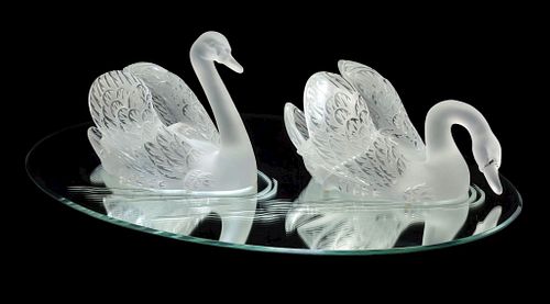 PAIR OF VINTAGE LALIQUE LARGE SWANSGraceful 372735