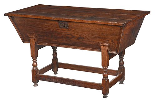 EARLY ENGLISH OAK DOUGH BOX ON 37278e