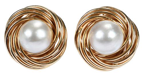 14KT. MABE WHITE PEARL EARRINGStwo