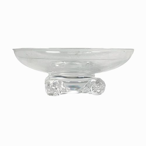 STEUBEN CLEAR GLASS SCROLLED FOOT ROUND