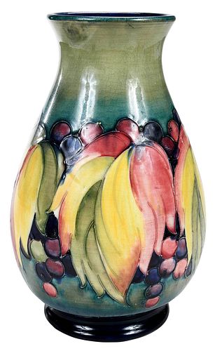 LARGE MOORCROFT POTTERY VASEBurslem  372a3f