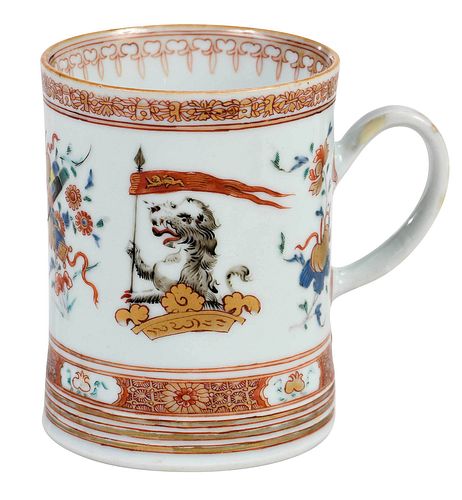 CHINESE EXPORT ARMORIAL PORCELAIN 372a5c