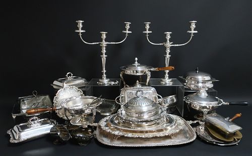 LARGE GROUP OF SILVERPLATE ITEMSLarge 372d72