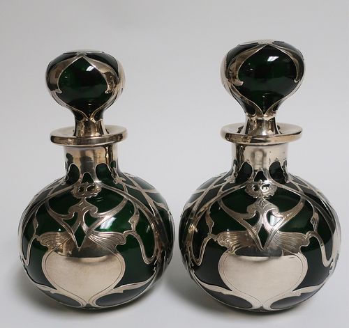 PAIR OF ART NOUVEAU SILVER GLASS 372d7f