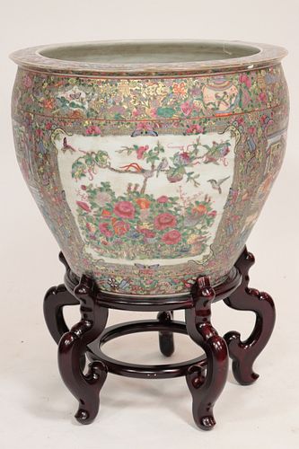 CHINESE PORCELAIN FISH BOWL ON