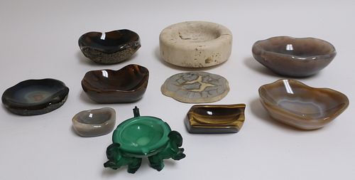 9 HARDSTONE AND ONE GREEN GLASS