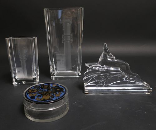 FOUR PIECES OF ART GLASSBaccarat 372fcf