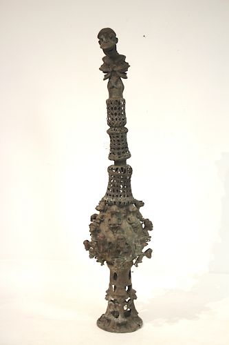 AFRICAN CAST BRONZE TOTEM67.5 H


(MROG952)(MS)

Condition: