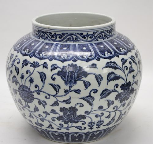 CHINESE PORCELAIN BLUE WHITE 37319d