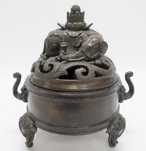 CHINESE BRONZE CENSERThe pierced