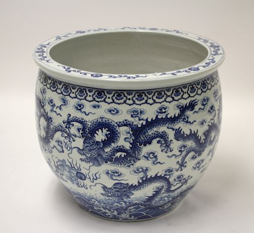 LARGE CHINESE PORCELAIN BLUE  3731d3