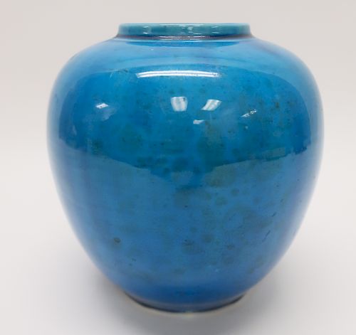 CHINESE PORCELAIN TURQUOISE JAR  3731ed