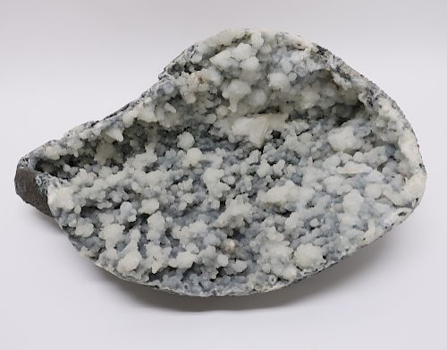 GREY GEODEGrey Geode 6 H x 15 1 2 W 3732b1