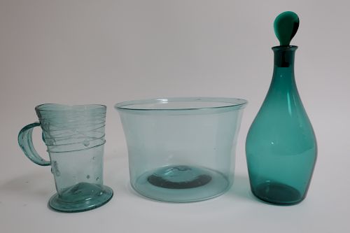 3 COLORED GLASS VESSELS, BOWL,