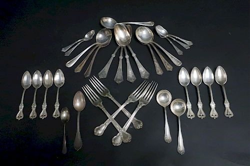 LOT OF STERLING SILVER FLATWAREMostly