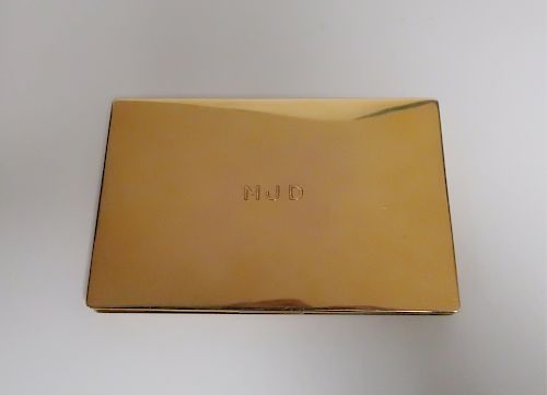 GHISO FRENCH 18K GOLD CIGARETTE BOX,