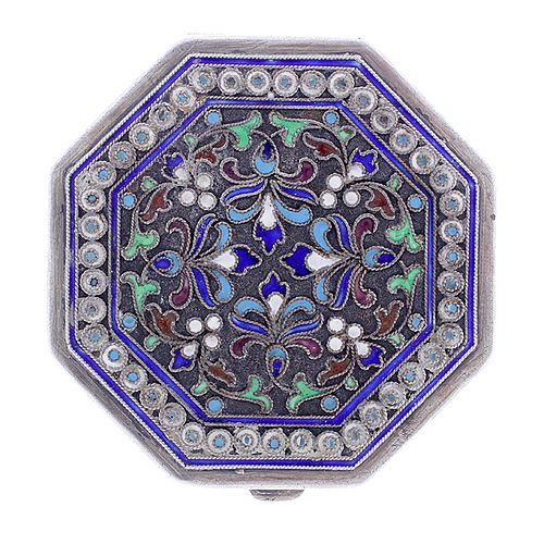 SILVER AND ENAMEL COMPACTAn intricate 3738f3