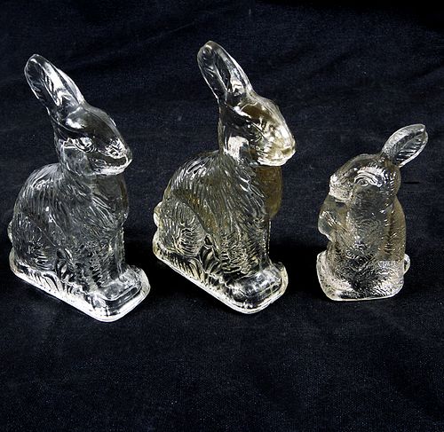 RABBIT CANDY CONTAINERSA group