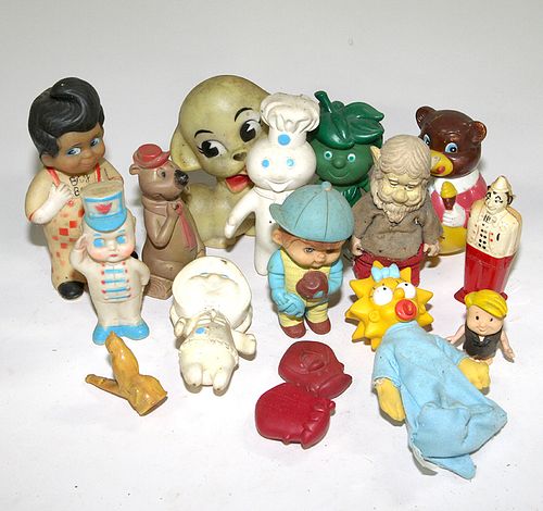 ASSORTED TOY LOTA seventeen piece lot