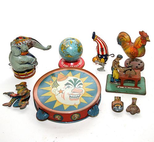 TIN TOY LOTEight pieces including 3739a3