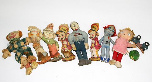 BASKET LOT ADVERTISING DOLLS10  3739cd