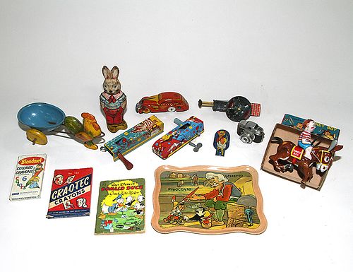 ASSORTED TOY LOTMarx working Tricky 3739cf