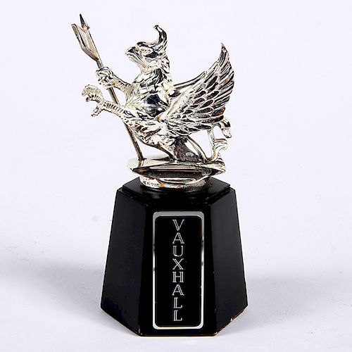 VAUXHALL MASCOT HOOD ORNAMENTVauxhall 373a54