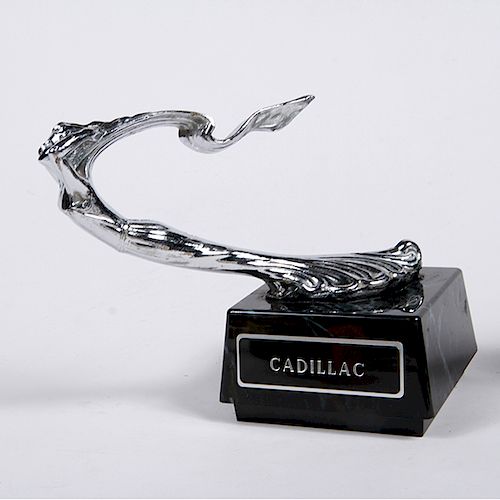 CADILLAC MASCOT HOOD ORNAMENT1930s  373a74