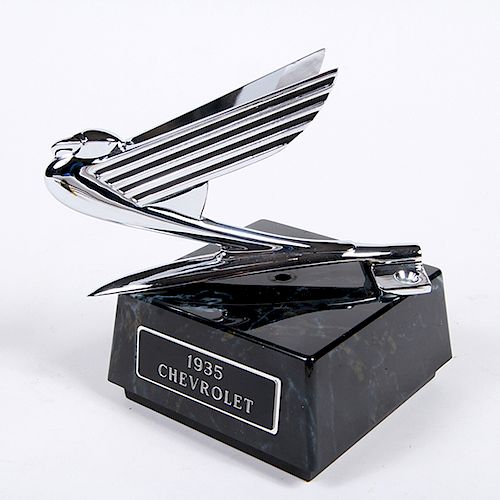 CHEVROLET MASCOT HOOD ORNAMENT1935 A 373a77