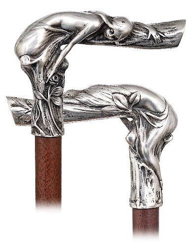 28. SILVER ART NOUVEAU CANE -CA.