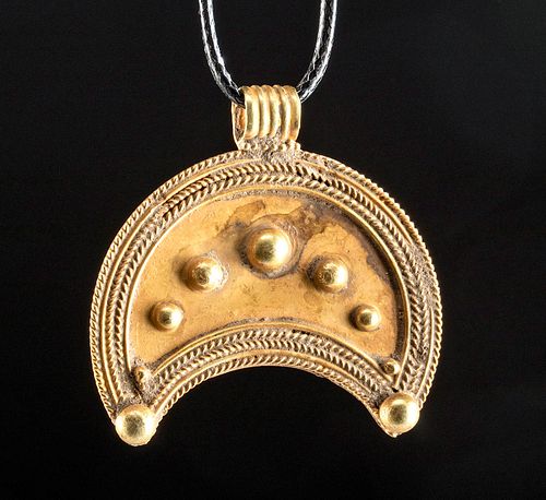 ROMAN 15K+ GOLD PENDANT CRESCENT SHAPED,