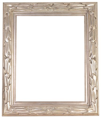 AMERICAN SILVER LEAF CARVED FRAMEAmerican