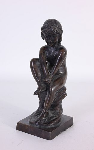 ANTIQUE BRONZE OF SEATED BOYAntique 371a58