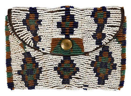 NORTHERN PLAINS BEADED HIDE PURSE 371bff