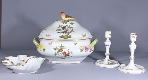  4 ASSORTED HEREND PORCELAIN PIECES 4  371e2b