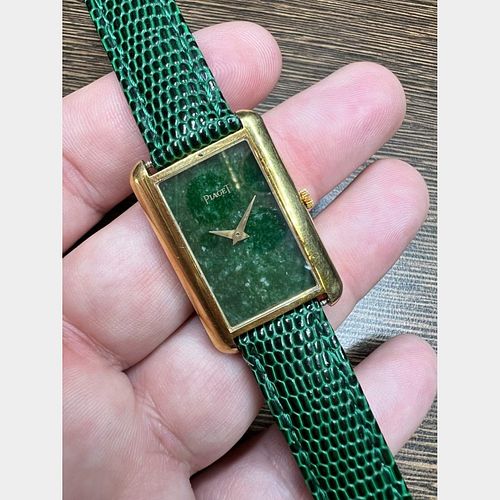 PIAGET 18K YELLOW GOLD JADE WATCHItem