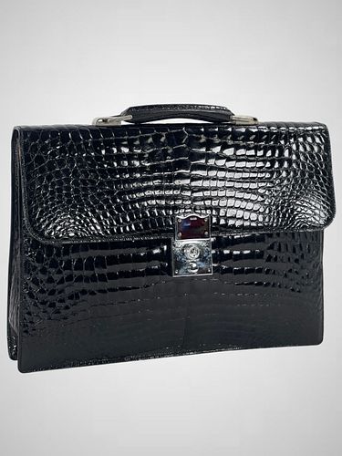 VINTAGE GUCCI GLOSSY BLACK CROCODILE