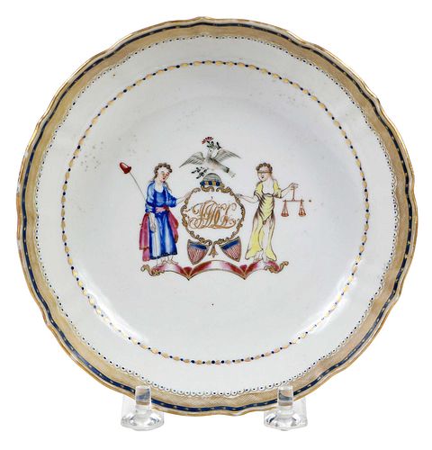 CHINESE EXPORT PORCELAIN ARMORIAL 372185