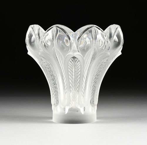 LARGE 20TH CENTURY LALIQUE FRANCE