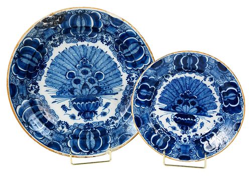 TWO DE KLAAUW DELFTWARE PLATESDutch  374cb6