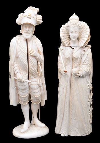 TWO FRENCH CARVED TRIPTYCH FIGURESTwo 374e2e
