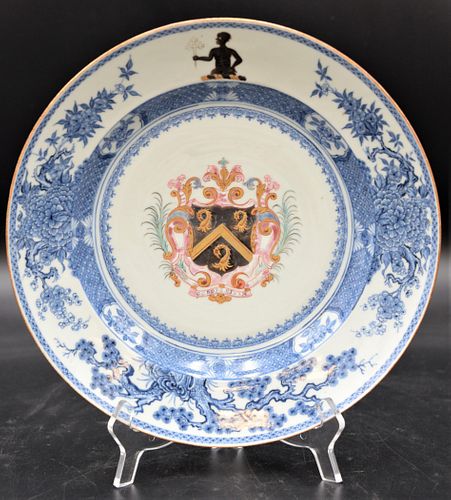 CHINESE EXPORT ARMORIAL SOUP PLATEChinese 374e3a