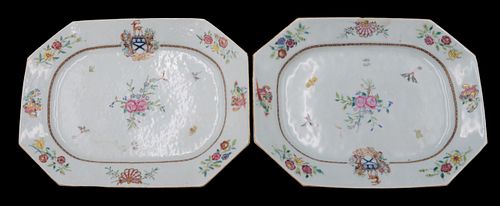 A PAIR OF CHINESE FAMILLE ROSE 374e3d