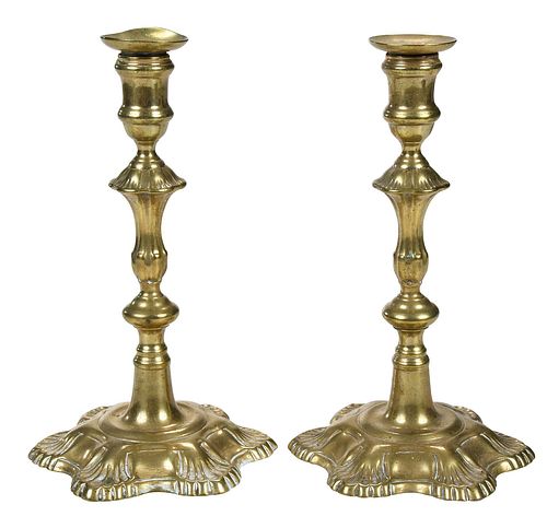 PAIR OF GEORGIAN BRASS SIX SHELL