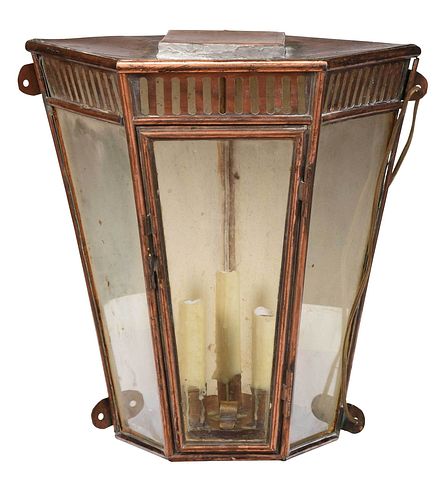 LARGE GLASS AND COPPER ELECTRIC CORNER