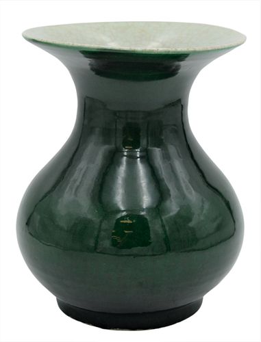 CHINESE GREEN APPLE GLAZE PORCELAIN 375061