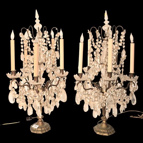 A PAIR OF BRASS AND CRYSTAL CANDELABRA 37519e